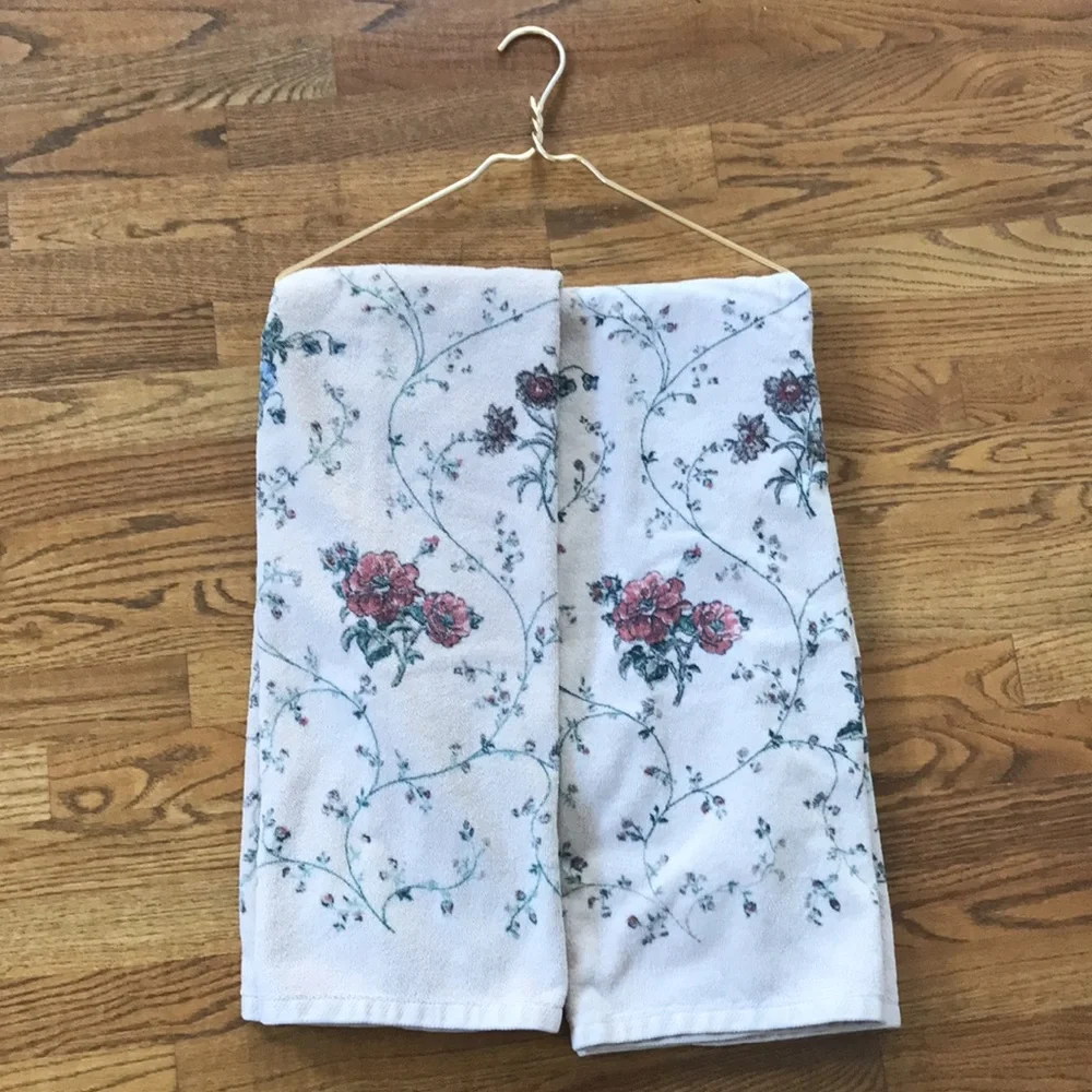 Vintage Floral Towel Set